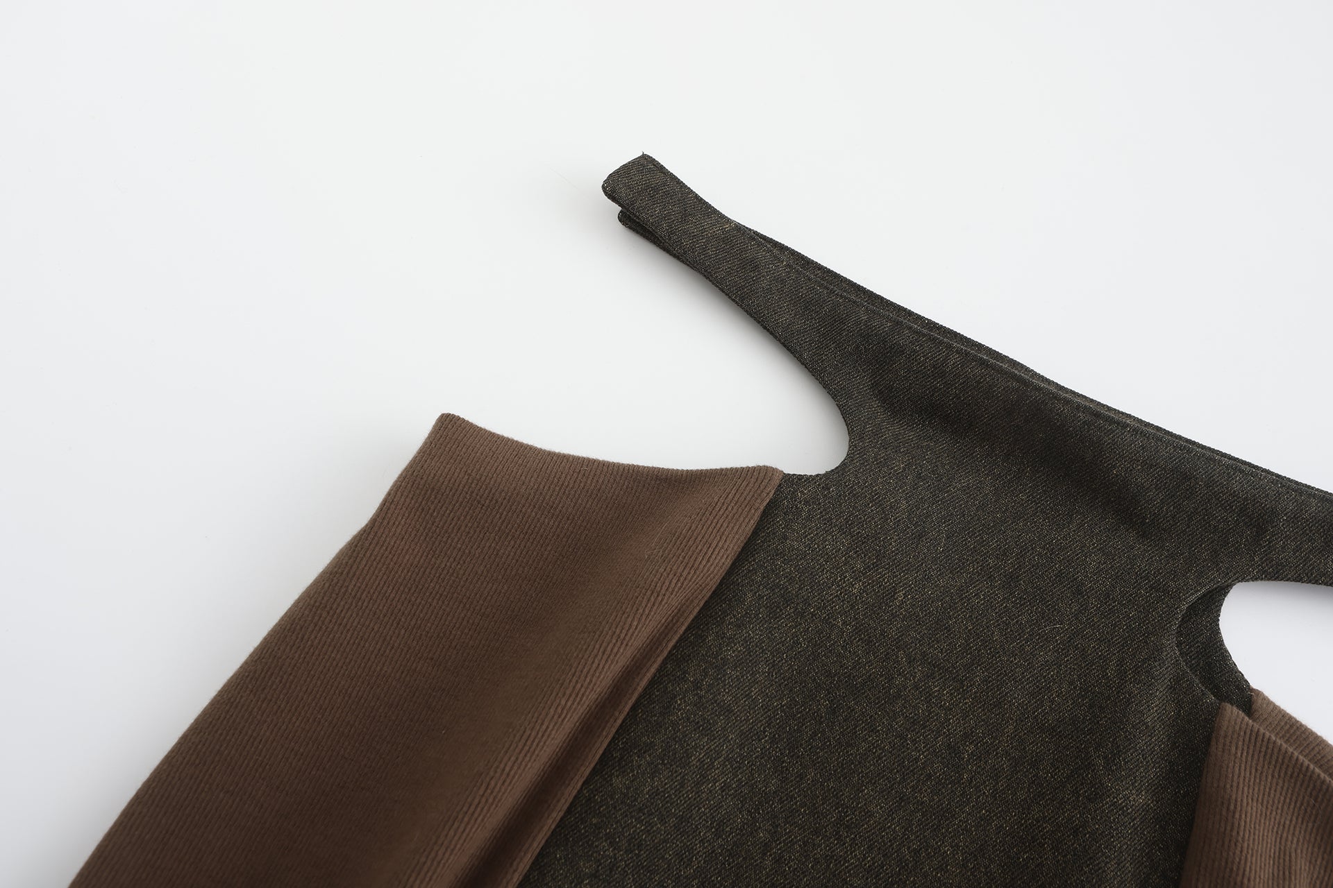 Mi Cutout Maxi Skirt, High/Mid Waist Fit, Cutout Detail on Waist, DA W- Embroidered Patch Belt Loops, left-side cutout close up