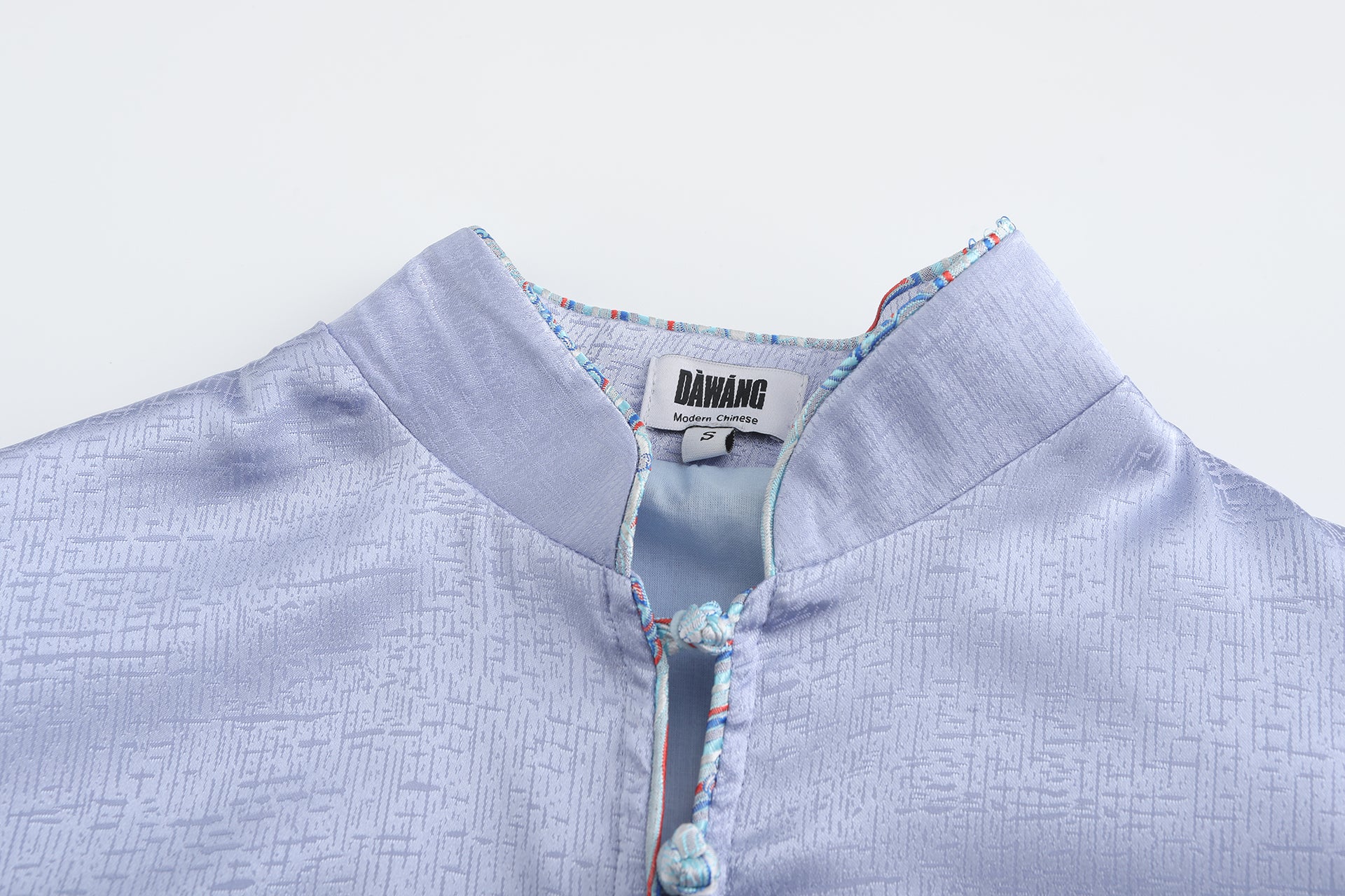 Luka Brocade Button Front Shirt, DAWANG Custom Logo, Contrast Color Brocade Button, Piping, collar close up