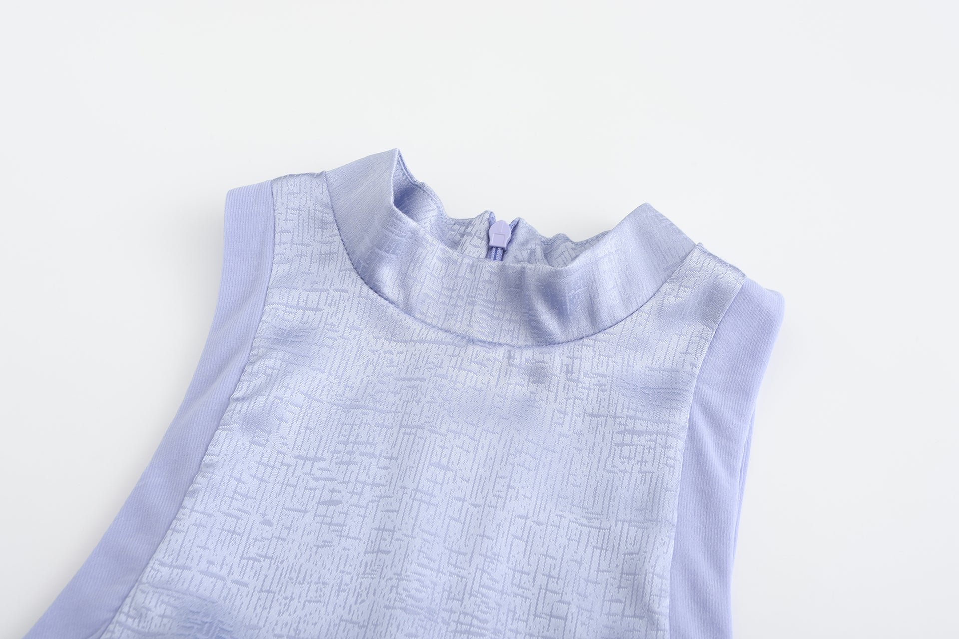 Gong High-neck Cutout Crop Top