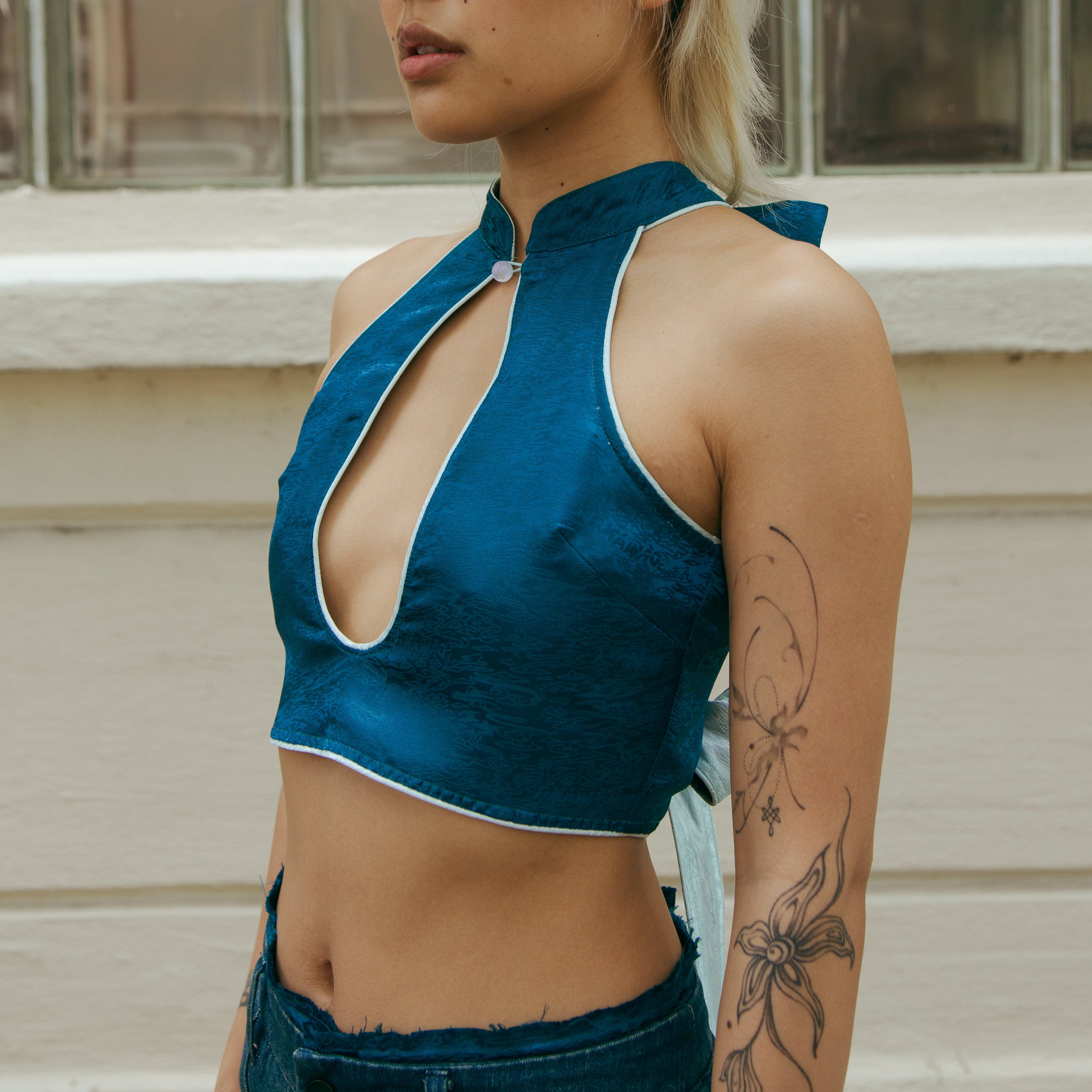 Xi Keyhole Reversible Tie-up Top Jade Blue