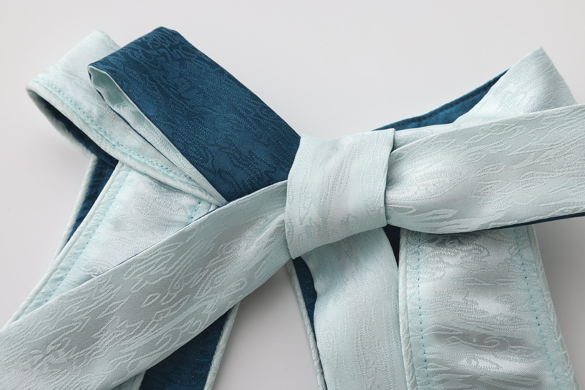 Xi Keyhole Reversible Tie-up Top Jade Blue